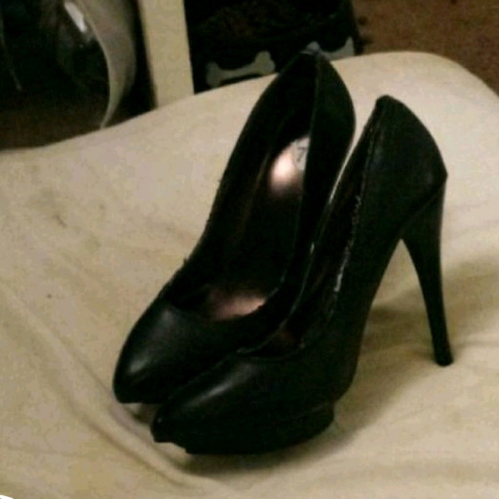 Joey o heels